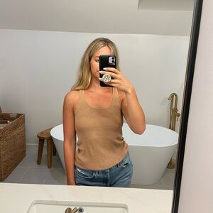 Size small banana republic knit tank